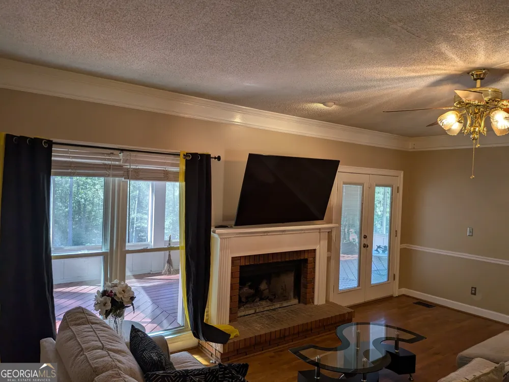 4401 Riverlake WAY Snellville, GA 30039