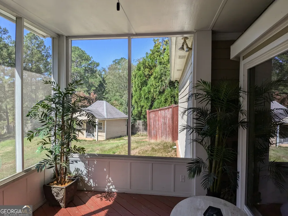 4401 Riverlake WAY Snellville, GA 30039