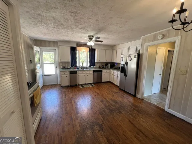 313 Main ST E Marshallville, GA 31057