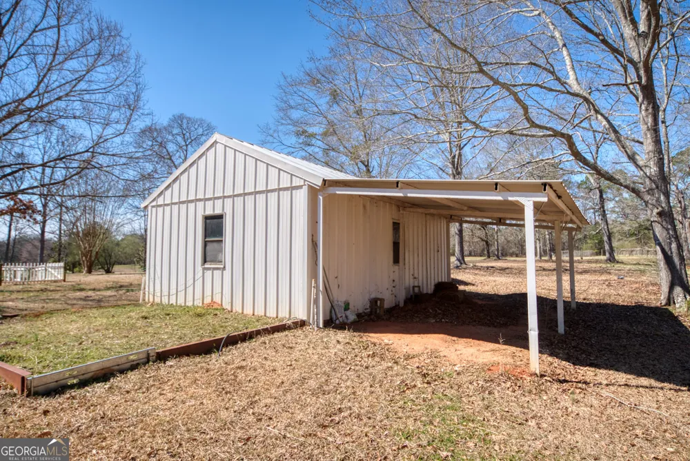 1650 Pierce Dairy RD Madison, GA 30650