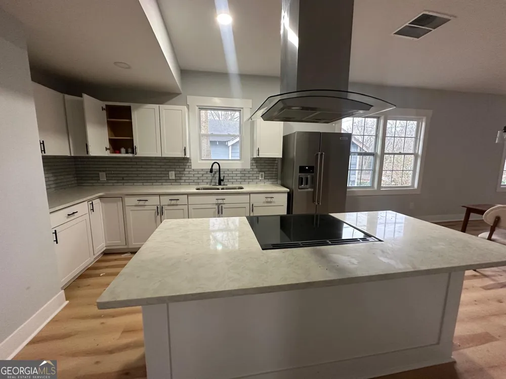 1340 North AVE NW Atlanta, GA 30318