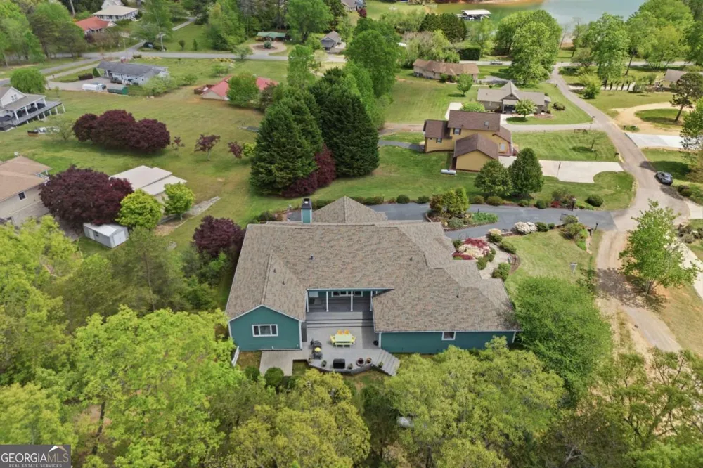 1526 Cedar View LN Hiawassee, GA 30546
