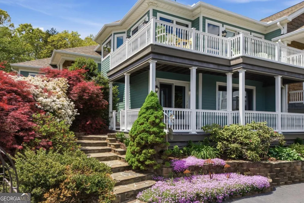 1526 Cedar View LN Hiawassee, GA 30546