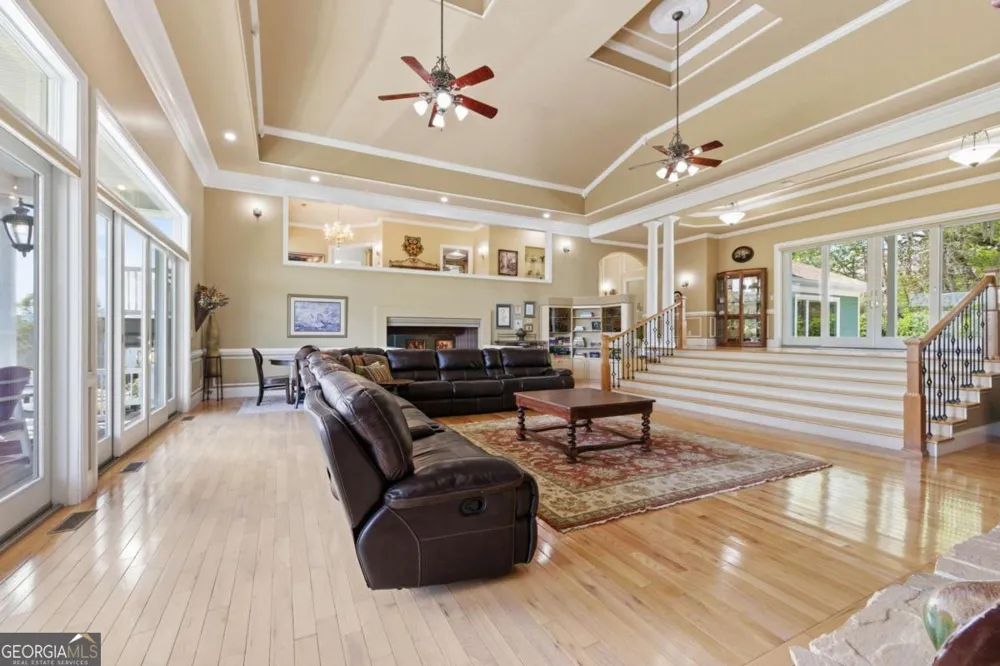 1526 Cedar View LN Hiawassee, GA 30546