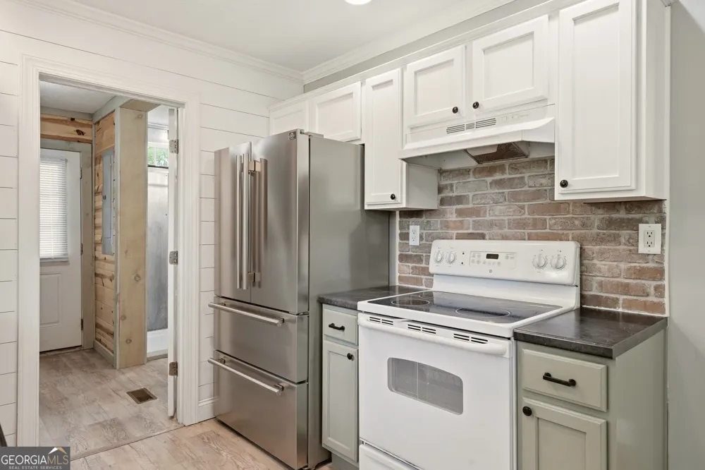 5457 Willow Springs RD Young Harris, GA 30582