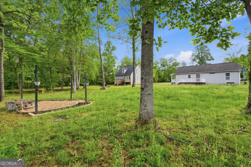 5457 Willow Springs RD Young Harris, GA 30582