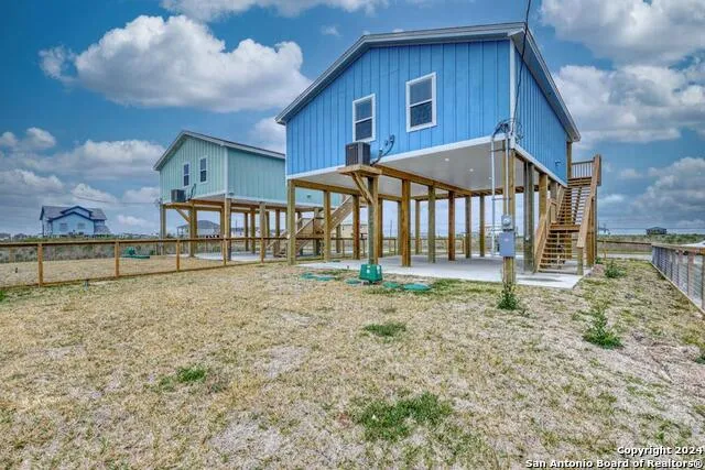 370 misty oak Rockport, TX 78382