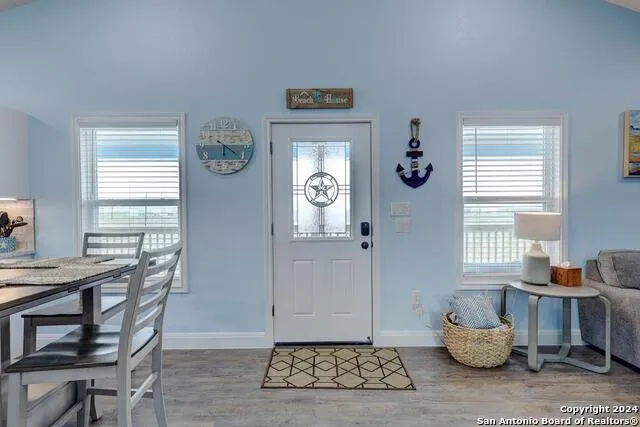 370 misty oak Rockport, TX 78382
