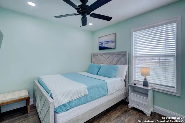 371 misty oak Rockport, TX 78382