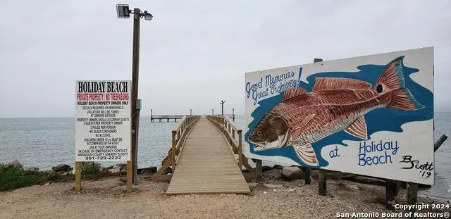 371 misty oak Rockport, TX 78382