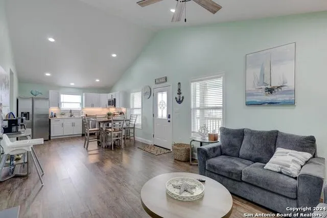 371 misty oak Rockport, TX 78382