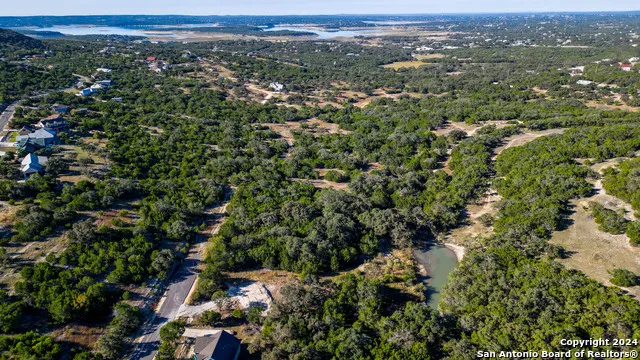 1300 FLAGSTONE DR Fischer, TX 78623