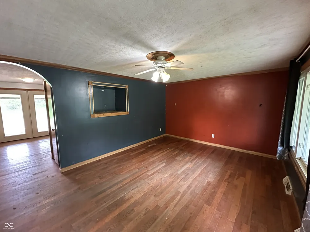 2138 W Range Line Road Greencastle, IN 46135