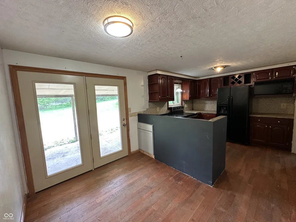 2138 W Range Line Road Greencastle, IN 46135
