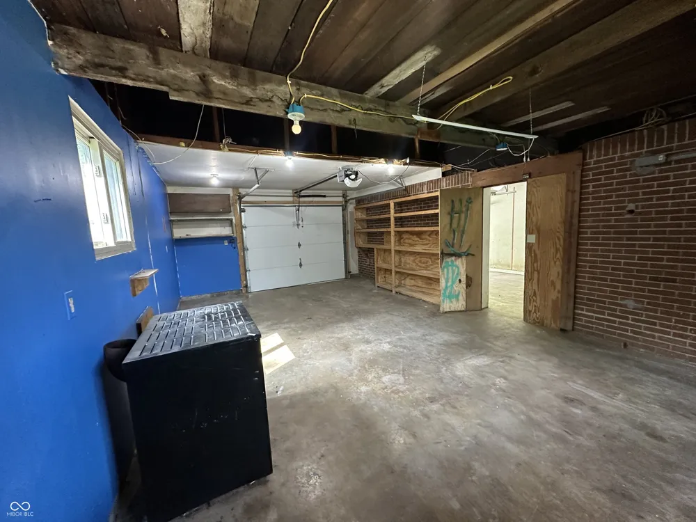 2138 W Range Line Road Greencastle, IN 46135