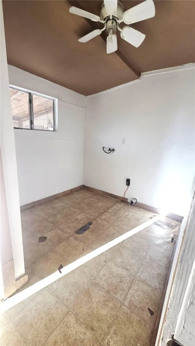 502 E Santa Gertrudis Street Kingsville, TX 78363