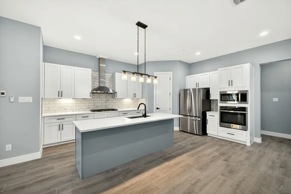 4517 Larch Lane Bellaire, TX 77401