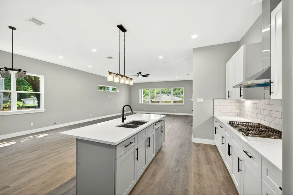 4517 Larch Lane Bellaire, TX 77401