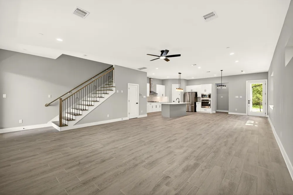 4517 Larch Lane Bellaire, TX 77401