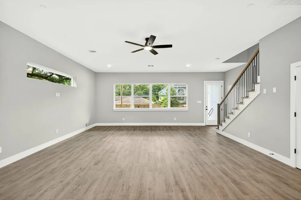 4517 Larch Lane Bellaire, TX 77401
