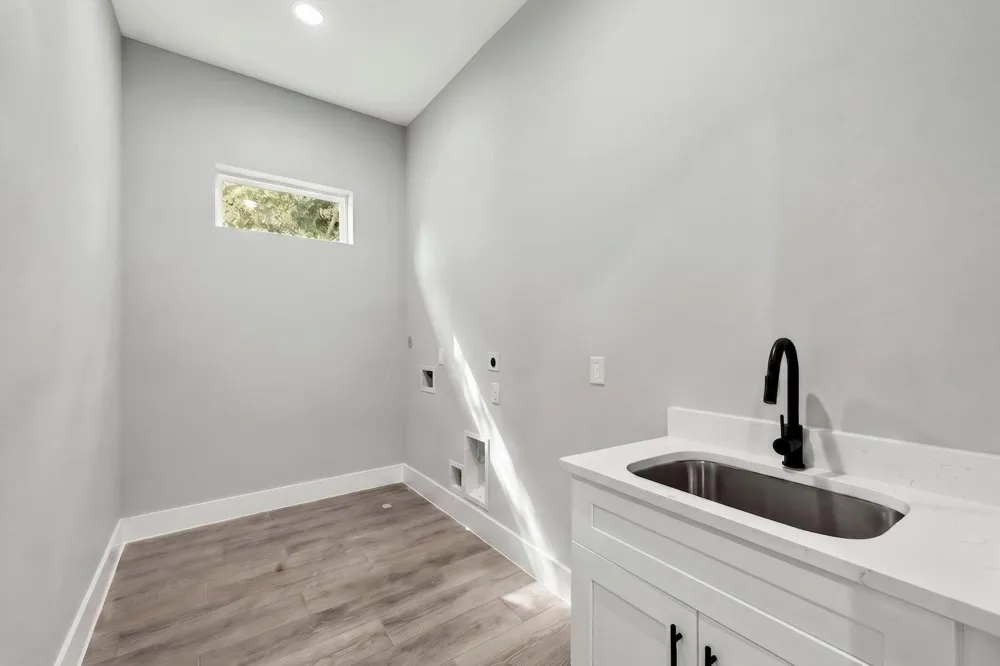 4517 Larch Lane Bellaire, TX 77401