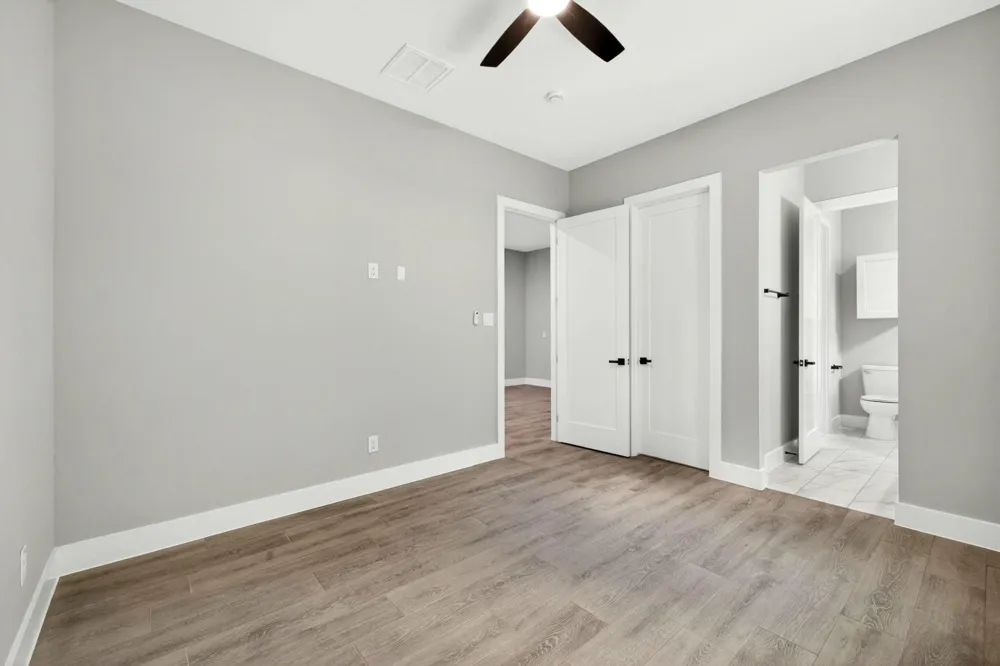 4517 Larch Lane Bellaire, TX 77401