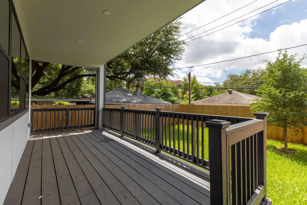 4517 Larch Lane Bellaire, TX 77401