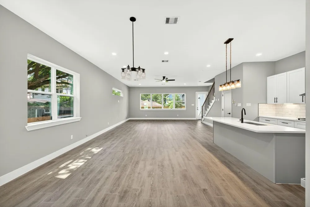 4517 Larch Lane Bellaire, TX 77401