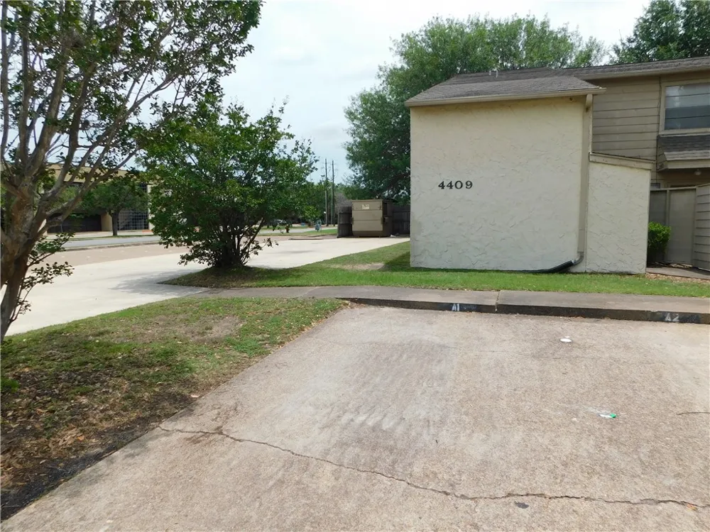 4409 Carter Creek Parkway #1 Bryan, TX 77802