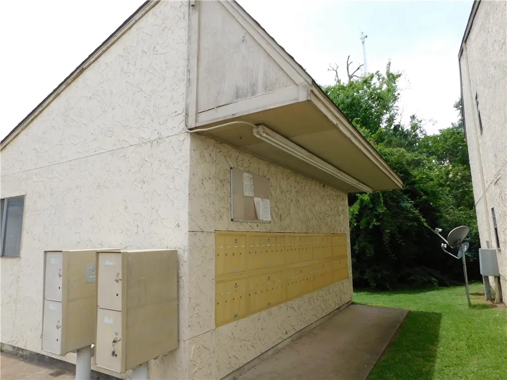 4409 Carter Creek Parkway #1 Bryan, TX 77802