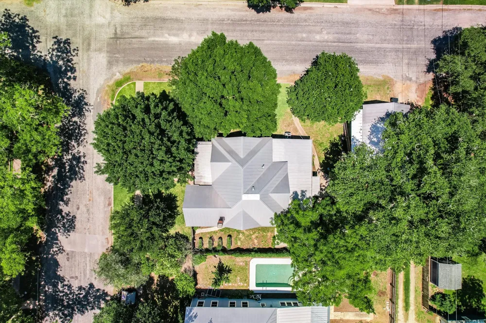506 Gresham Street Smithville, TX 78957
