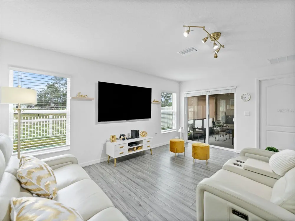 8975 SOUTHERN CHARM CIRCLE Brooksville, FL 34613