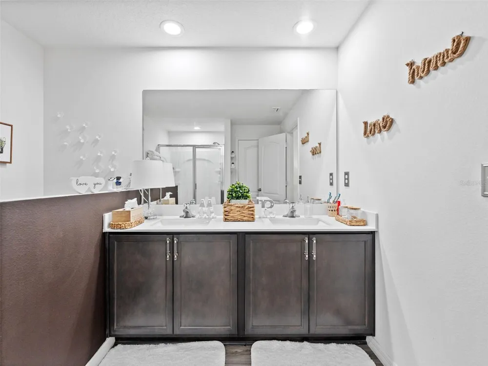 8975 SOUTHERN CHARM CIRCLE Brooksville, FL 34613