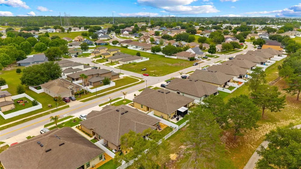 8975 SOUTHERN CHARM CIRCLE Brooksville, FL 34613