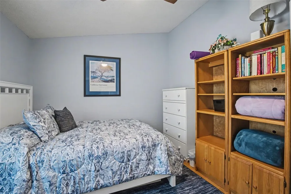 25049 NAVEL AVENUE Leesburg, FL 34748