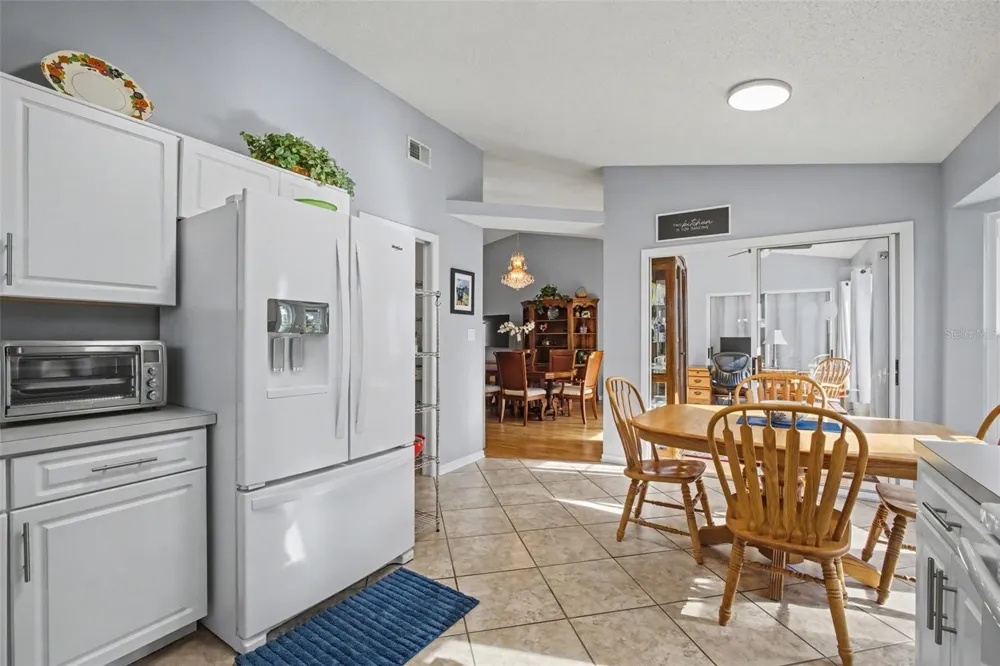 25049 NAVEL AVENUE Leesburg, FL 34748