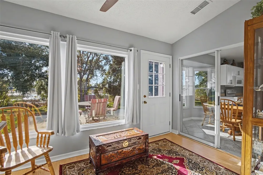 25049 NAVEL AVENUE Leesburg, FL 34748