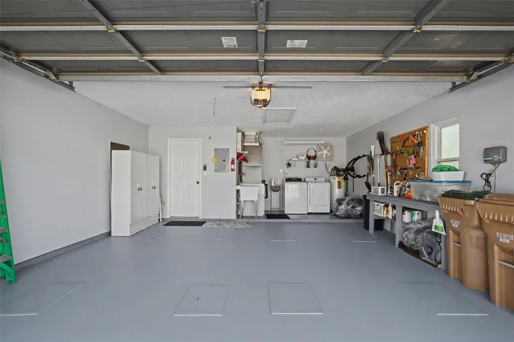 25049 NAVEL AVENUE Leesburg, FL 34748