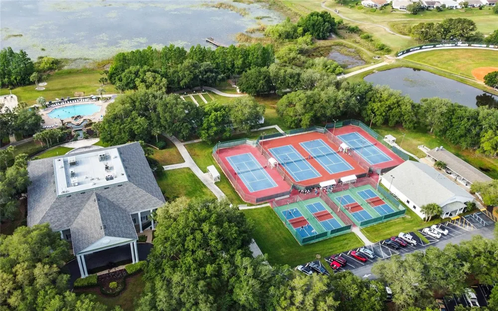 25049 NAVEL AVENUE Leesburg, FL 34748