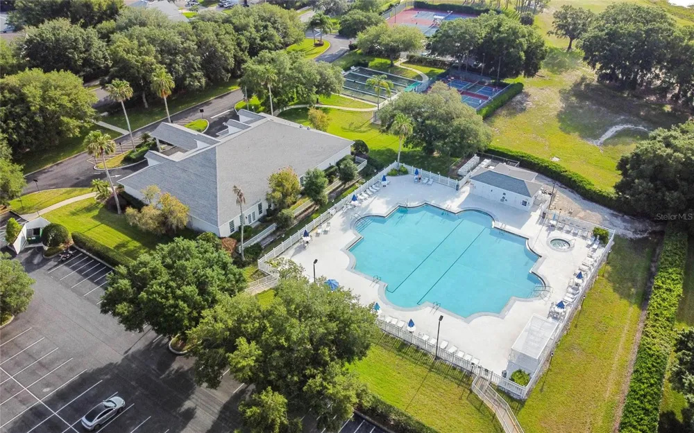 25049 NAVEL AVENUE Leesburg, FL 34748