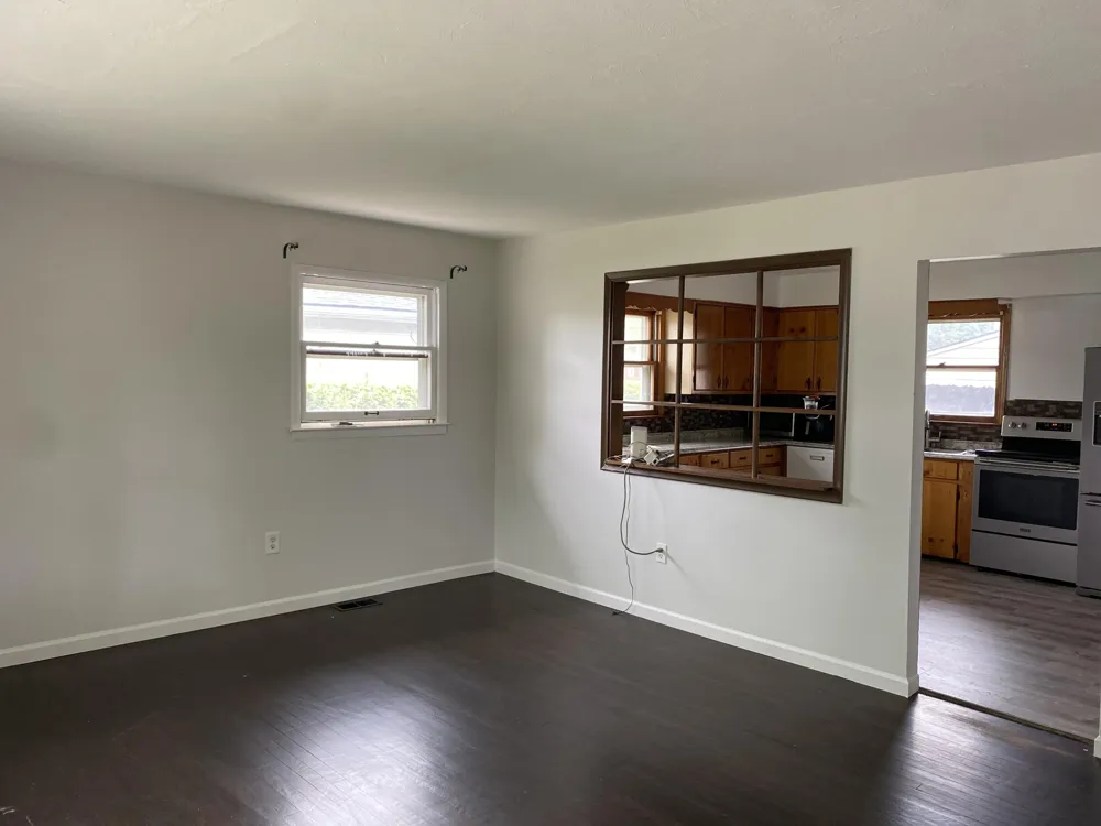 9350 Biddle Street Romulus, MI 48174