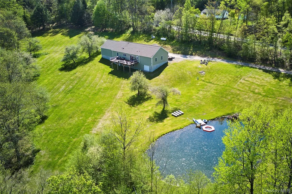 55 Hunter Road Parksville, NY 12768