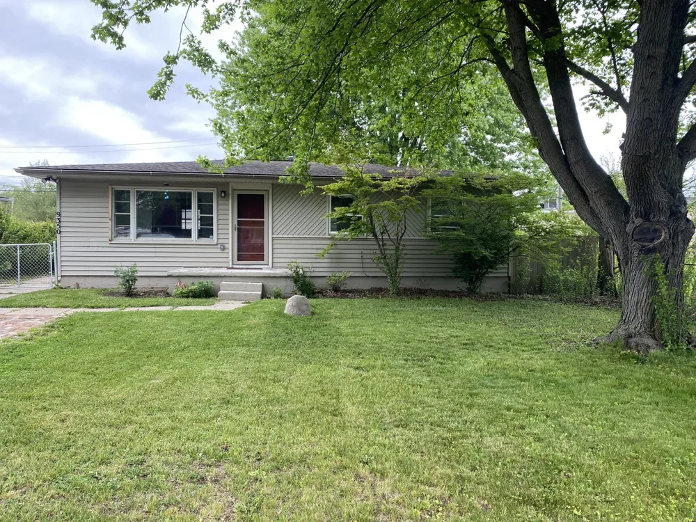 9350 Biddle Street Romulus City, MI 48174