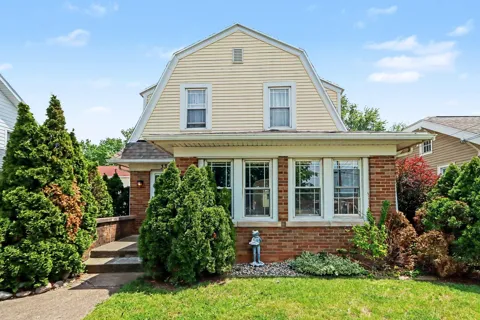 330 Riverview Drive