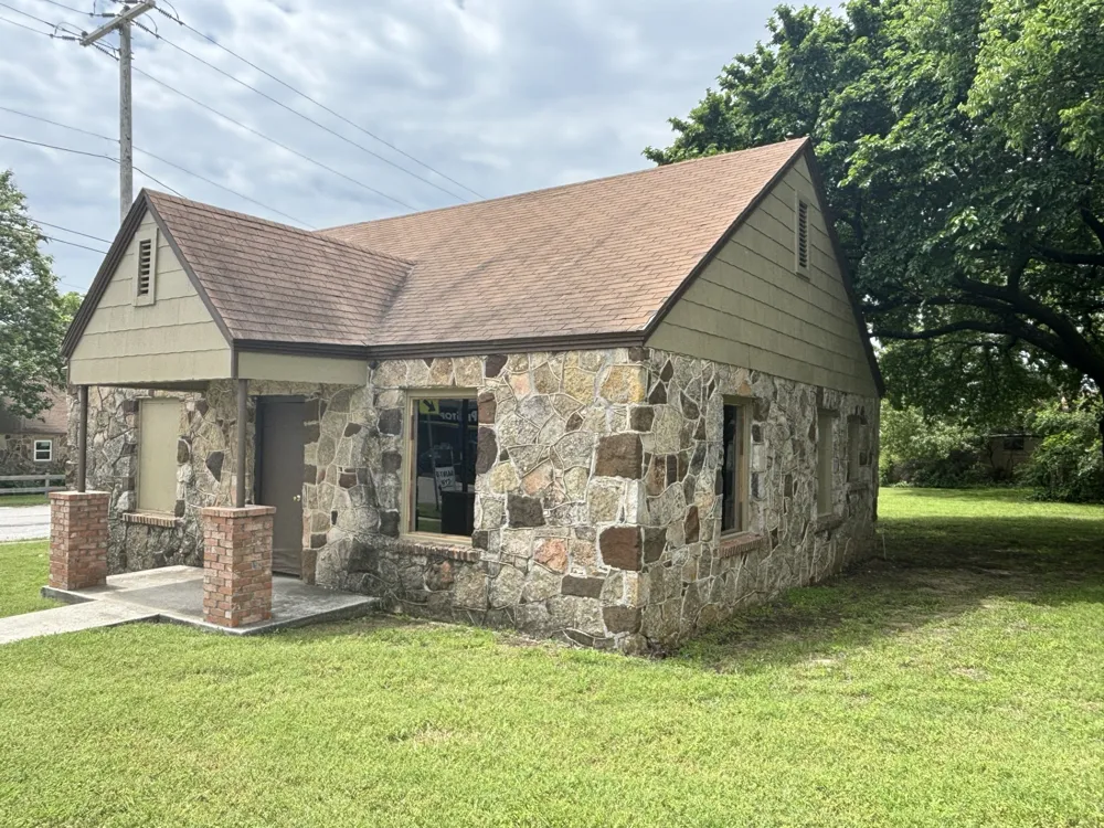 400 S Broad Street St Jo, TX 76265