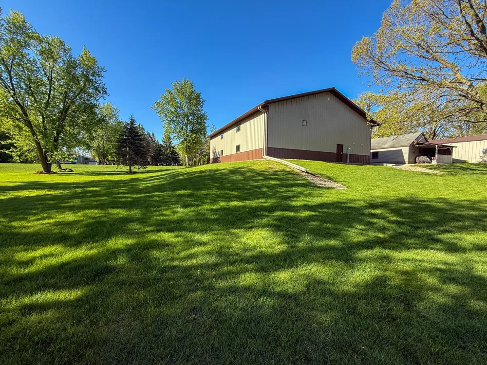 406 2nd Street NE Dodge Center, MN 55927
