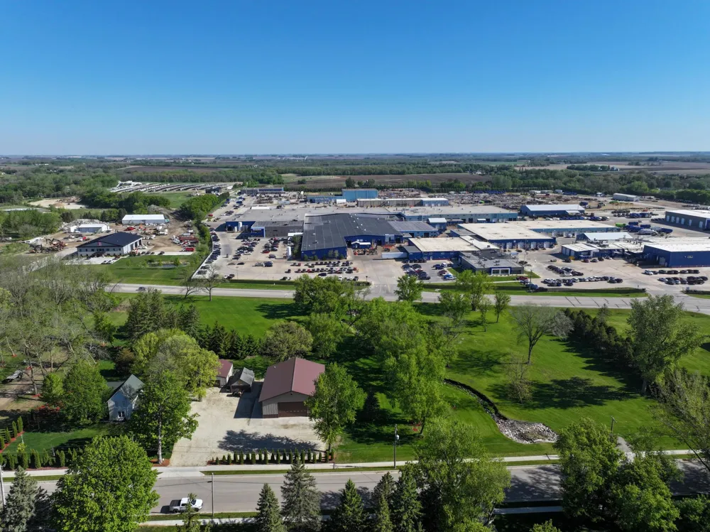 406 2nd Street NE Dodge Center, MN 55927
