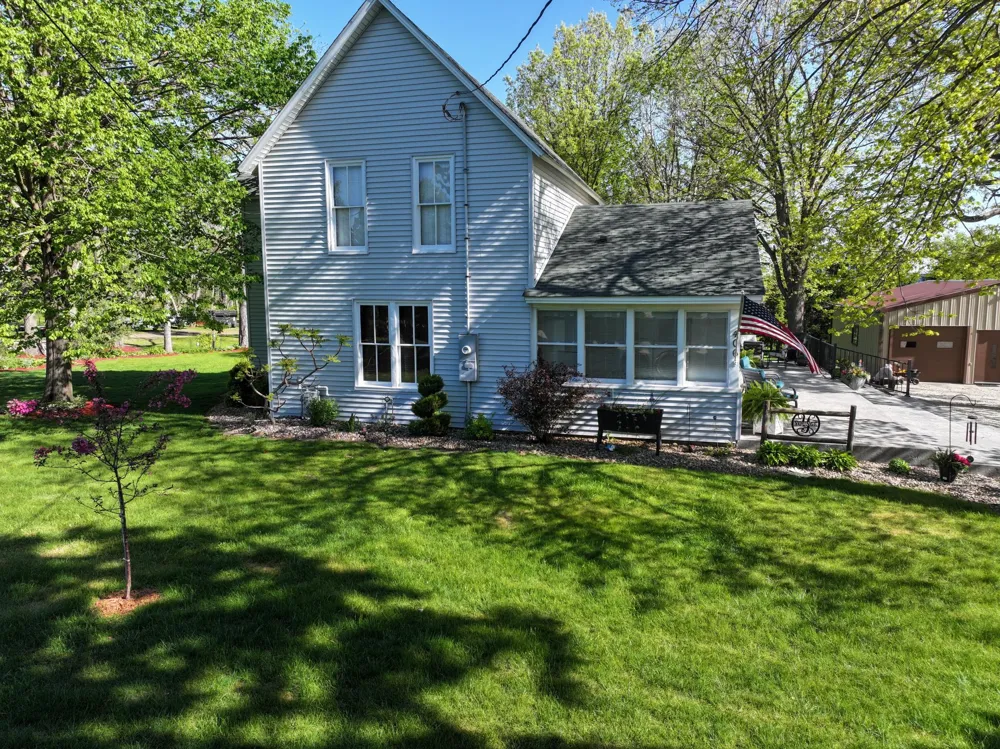 406 2nd Street NE Dodge Center, MN 55927