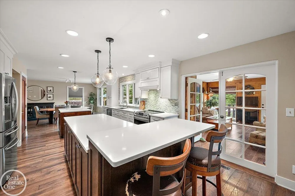 88 Aspinwall Drive Troy City, MI 48098