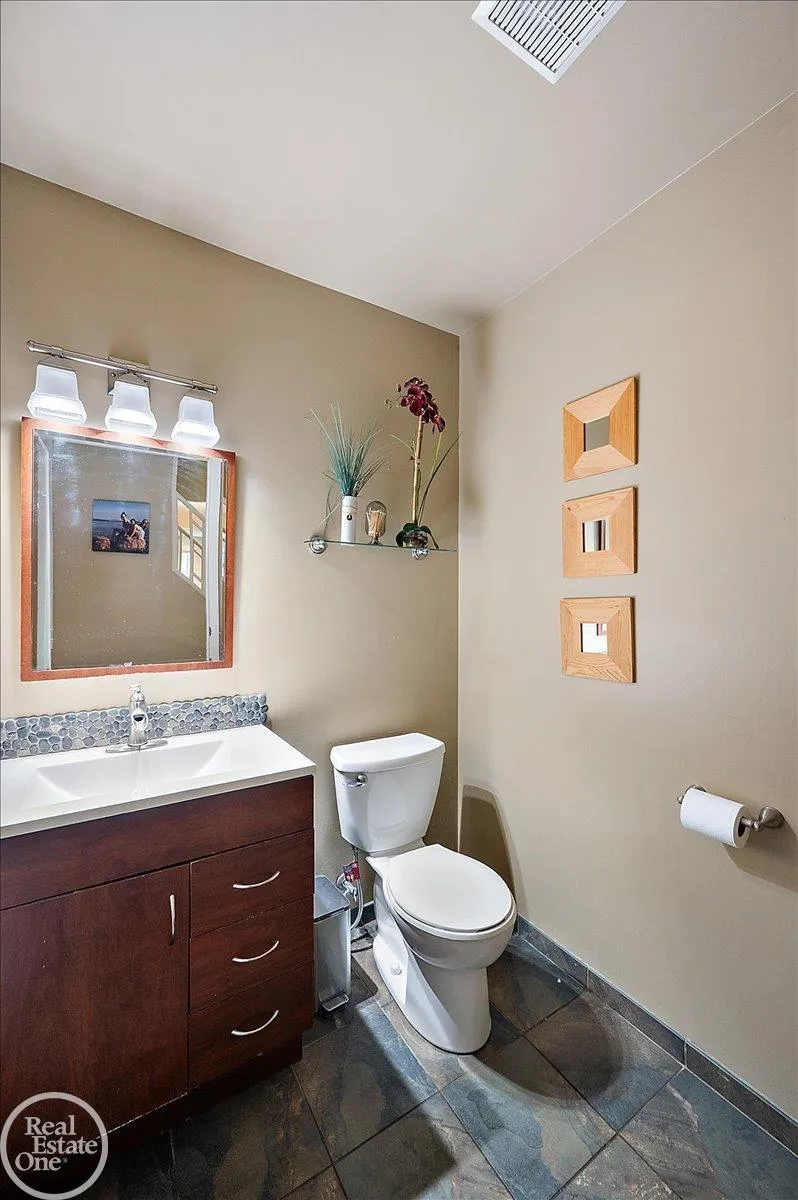 88 Aspinwall Drive Troy City, MI 48098